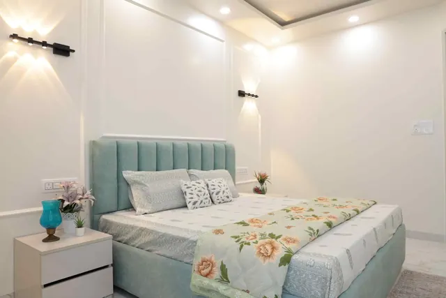 Luxury Apartment - Image 5