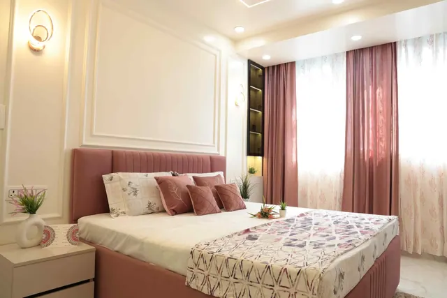 Luxury Apartment - Image 1